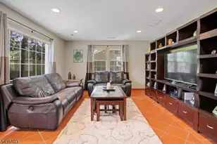 46 Londonderry Wy, Summit, NJ 07901 - Photo 8