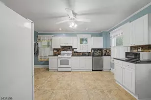 715 Cornelia St, Boonton Town, NJ 07005 - Photo 10