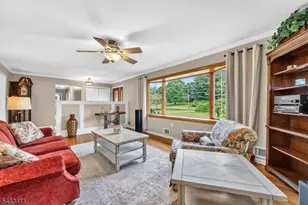 31 Samuel Dr, Raritan Township, NJ 08822 - Photo 6