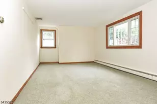 8 Royal Ave, Hawthorne, NJ 07506 - Photo 18