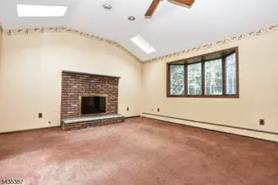 8 Royal Ave, Hawthorne, NJ 07506 - Photo 10
