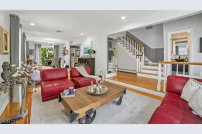12 Lee Rd, Livingston, NJ 07039 - Photo 6