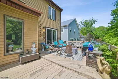 12 Lee Rd, Livingston, NJ 07039 - Photo 16