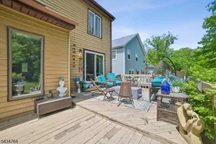 12 Lee Rd, Livingston, NJ 07039 - Photo 16