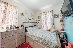 1058 Fanny St, Elizabeth, NJ 07201 - Photo 14