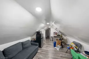 1058 Fanny St, Elizabeth, NJ 07201 - Photo 18