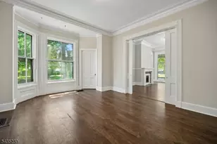 113 Park Pl, North Plainfield, NJ 07060 - Photo 4