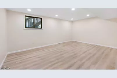 11196 Dell Pl, Stanhope, NJ 07874 - Photo 28
