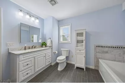 562 Valley Rd, Clifton, NJ 07013 - Photo 28