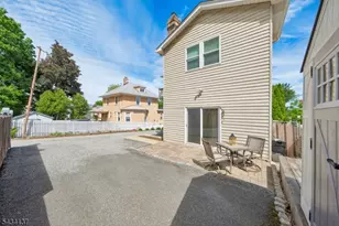 562 Valley Rd, Clifton, NJ 07013 - Photo 32