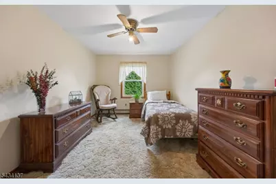 562 Valley Rd, Clifton, NJ 07013 - Photo 24