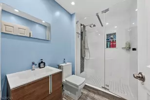 2601 Pinhorn Dr, Bridgewater Twp., NJ 08807 - Photo 24