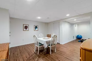 6 Sally Ct, Bridgewater Twp., NJ 08807 - Photo 32