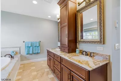 6 Sally Ct, Bridgewater Twp., NJ 08807 - Photo 24