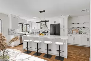 32 Brantwood Pl, Clifton, NJ 07013 - Photo 10