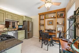 276 Penns Way, Bernards Township, NJ 07920 - Photo 2