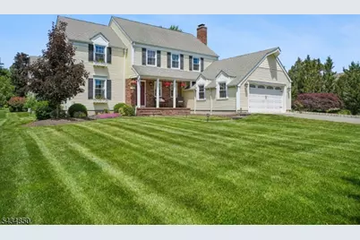 4 Copperfield Way, Morris Township, NJ 07960 - Photo 2