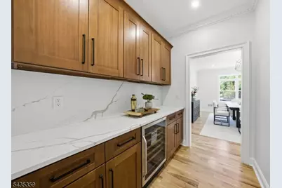 21 Kuntz Ave, Berkeley Heights Township, NJ 07922 - Photo 6
