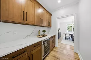 21 Kuntz Ave, Berkeley Heights Township, NJ 07922 - Photo 6