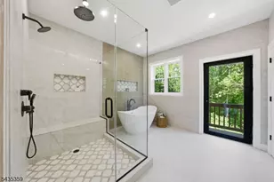 21 Kuntz Ave, Berkeley Heights Township, NJ 07922 - Photo 14
