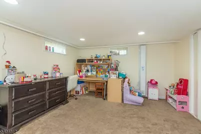 11 Hunters Ln, Sparta Township, NJ 07871 - Photo 18