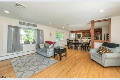 11 Hunters Ln, Sparta Township, NJ 07871 - Photo 4