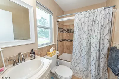 11 Hunters Ln, Sparta Township, NJ 07871 - Photo 14