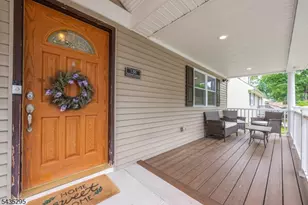 136 Redwood Ave, Wayne, NJ 07470 - Photo 4