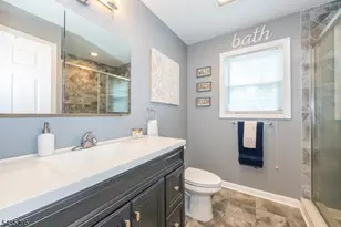 136 Redwood Ave, Wayne, NJ 07470 - Photo 30