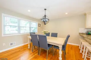136 Redwood Ave, Wayne, NJ 07470 - Photo 8