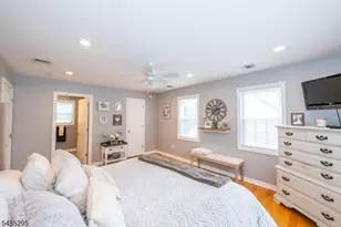 136 Redwood Ave, Wayne, NJ 07470 - Photo 28