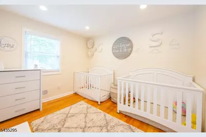 136 Redwood Ave, Wayne, NJ 07470 - Photo 18