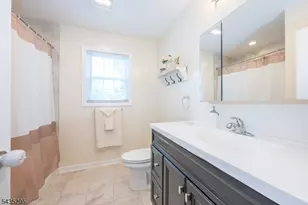 136 Redwood Ave, Wayne, NJ 07470 - Photo 22