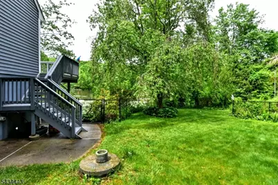 40 Poplar Grove Ter, West Milford, NJ 07480 - Photo 8