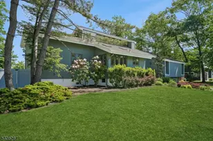 154 Brentwood Dr, South Orange, NJ 07079 - Photo 1
