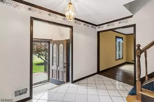 5 Twinbrooks Trail, Chester, NJ 07930 - Photo 4