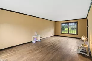 5 Twinbrooks Trail, Chester, NJ 07930 - Photo 6