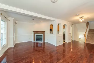 91 Roseland Ave #C4, Caldwell Boro Twp., NJ 07006 - Photo 2