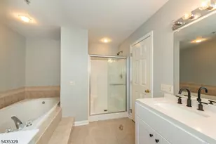 91 Roseland Ave, Caldwell Boro Twp., NJ 07006 - Photo 16