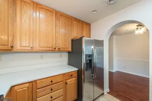 91 Roseland Ave, Caldwell Boro Twp., NJ 07006 - Photo 8