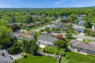 32 Brantwood Pl, Clifton, NJ 07013 - Photo 32