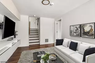 32 Brantwood Pl, Clifton, NJ 07013 - Photo 18