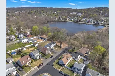 29 Stansfield Pl, North Haledon, NJ 07508 - Photo 18