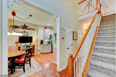 32 Weber Ave, Hillsborough Township, NJ 08844 - Photo 4