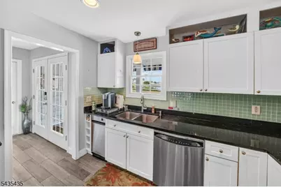 378 Bayview Ave, Berkeley Township, NJ 08721 - Photo 8