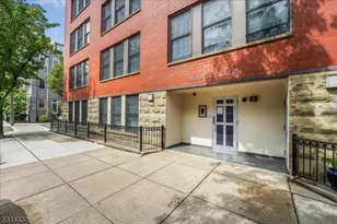 1100 Clinton St, Hoboken, NJ 07030 - Photo 32