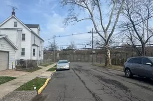 10 Olive St, Bloomfield, NJ 07003 - Photo 2