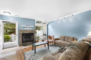 33 Crestmont Rd, Bedminster Township, NJ 07921 - Photo 10