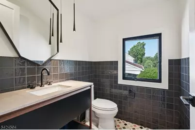 62 Albright Cir, Madison, NJ 07940 - Photo 18