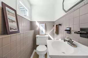 31 Monhegan Ave, Wayne Twp., NJ 07470 - Photo 38